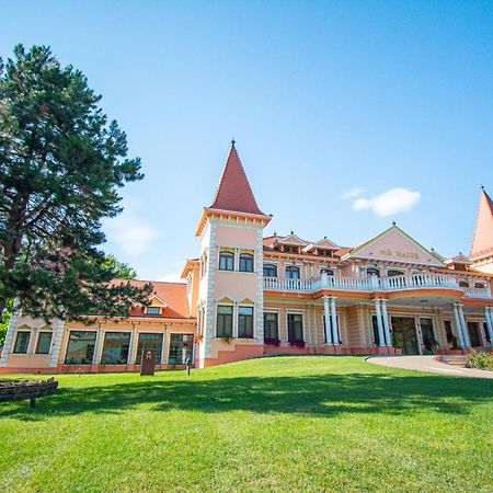 Hotel Villa Majur Subotica Bagian luar foto